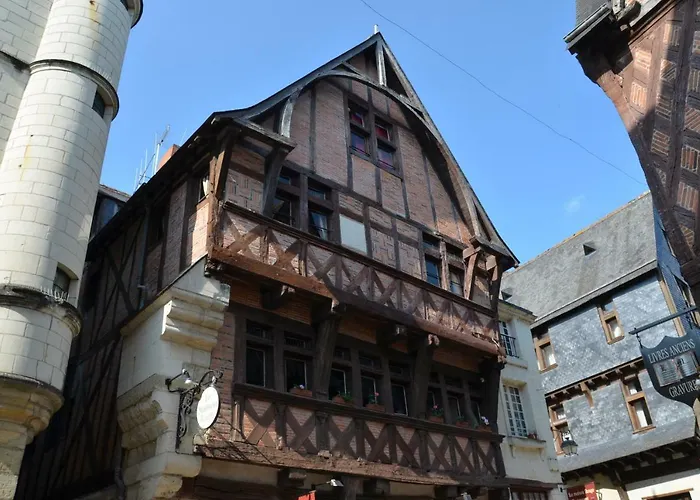 La Maison Rouge